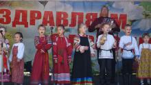 Выступление детского фольклорного ансамбля "Багатица" в концертной программе "Пусть всегда будет детство!"